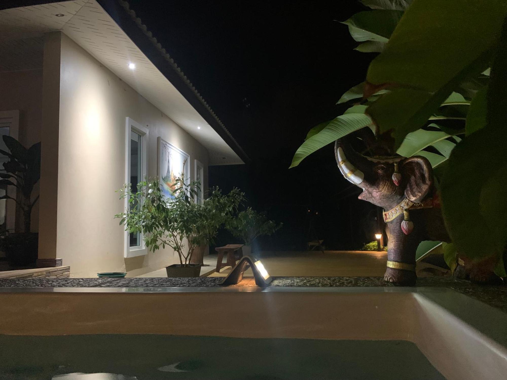 Pajaree And Udo'S Happy Homestay Trang Eksteriør billede